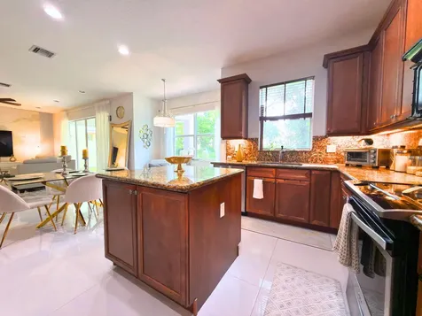 7943 Emerald Winds Circle Boynton Beach FL 33473