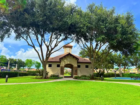7943 Emerald Winds Circle Boynton Beach FL 33473