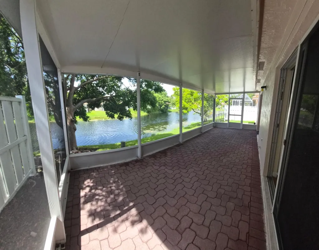 7306 NW 1st Manor NW Plantation FL 33317