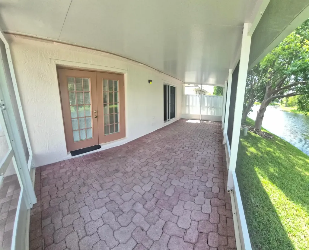 7306 NW 1st Manor NW Plantation FL 33317