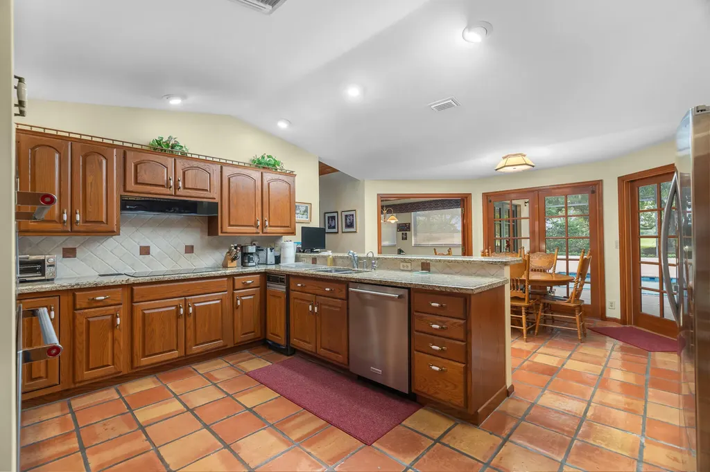 1866 Colonial Drive Coral Springs FL 33071