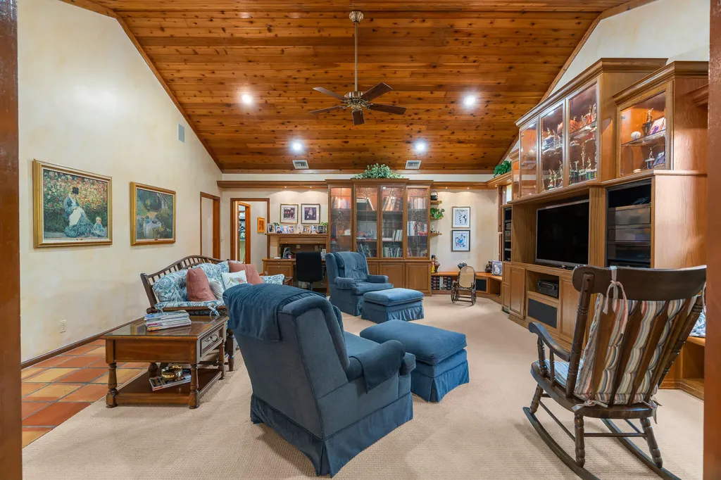 1866 Colonial Drive Coral Springs FL 33071