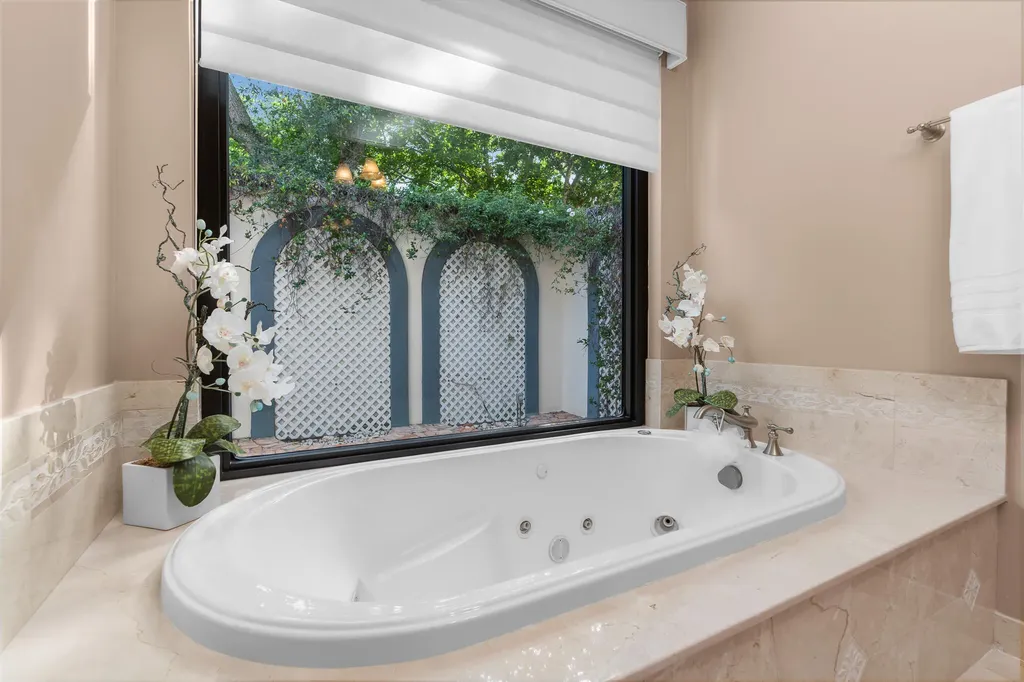 1866 Colonial Drive Coral Springs FL 33071