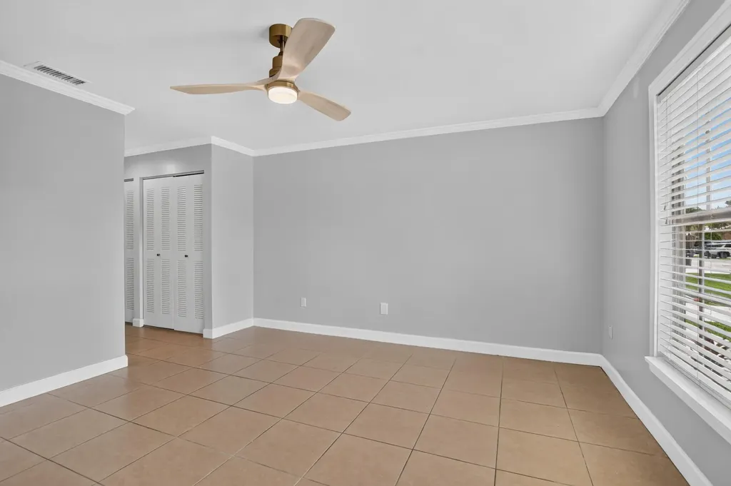 23172 Bentley Place Boca Raton FL 33433