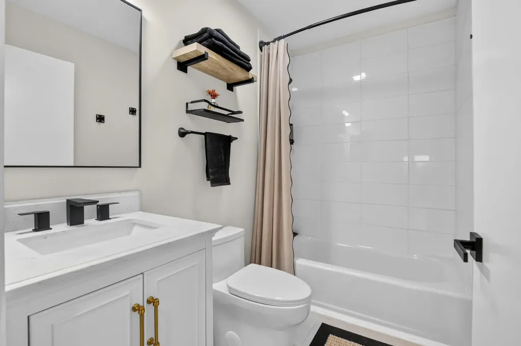 23172 Bentley Place Boca Raton FL 33433