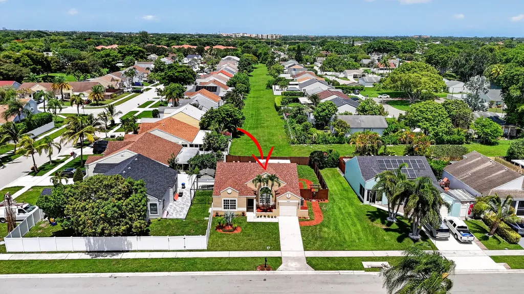 23172 Bentley Place Boca Raton FL 33433