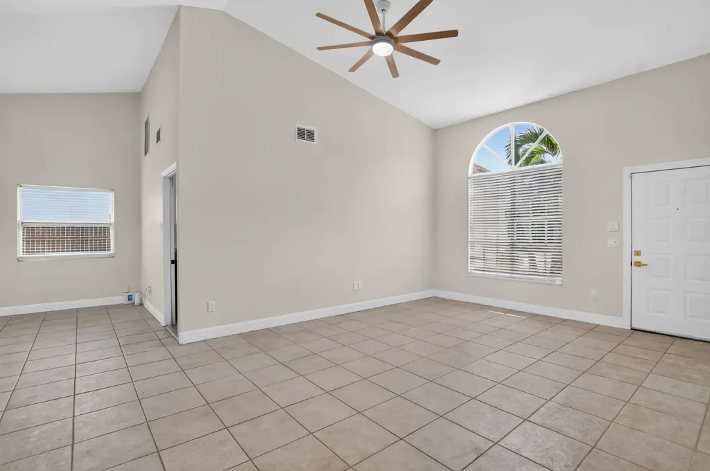 23172 Bentley Place Boca Raton FL 33433