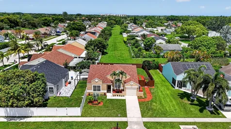 23172 Bentley Place Boca Raton FL 33433