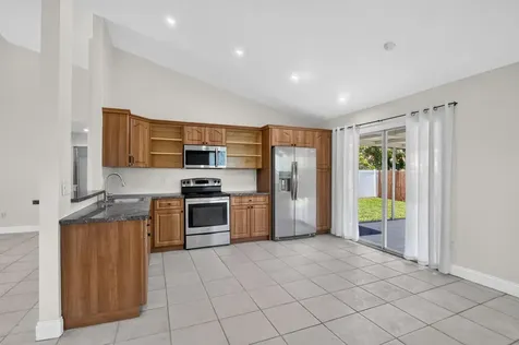 23172 Bentley Place Boca Raton FL 33433