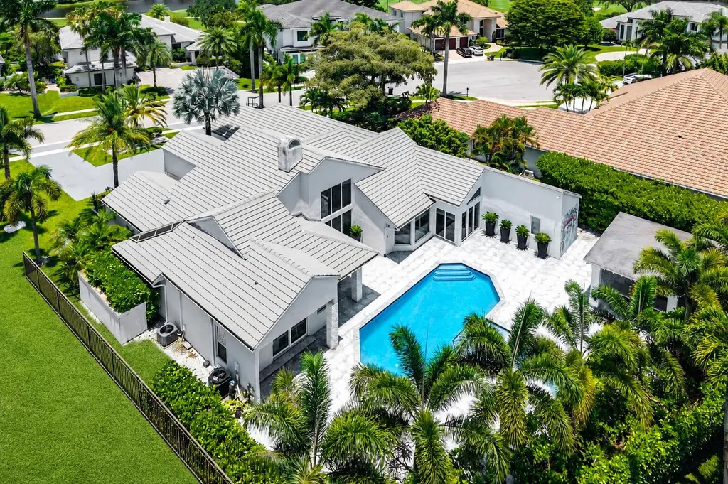 3828 NW 53rd Street Boca Raton FL 33496