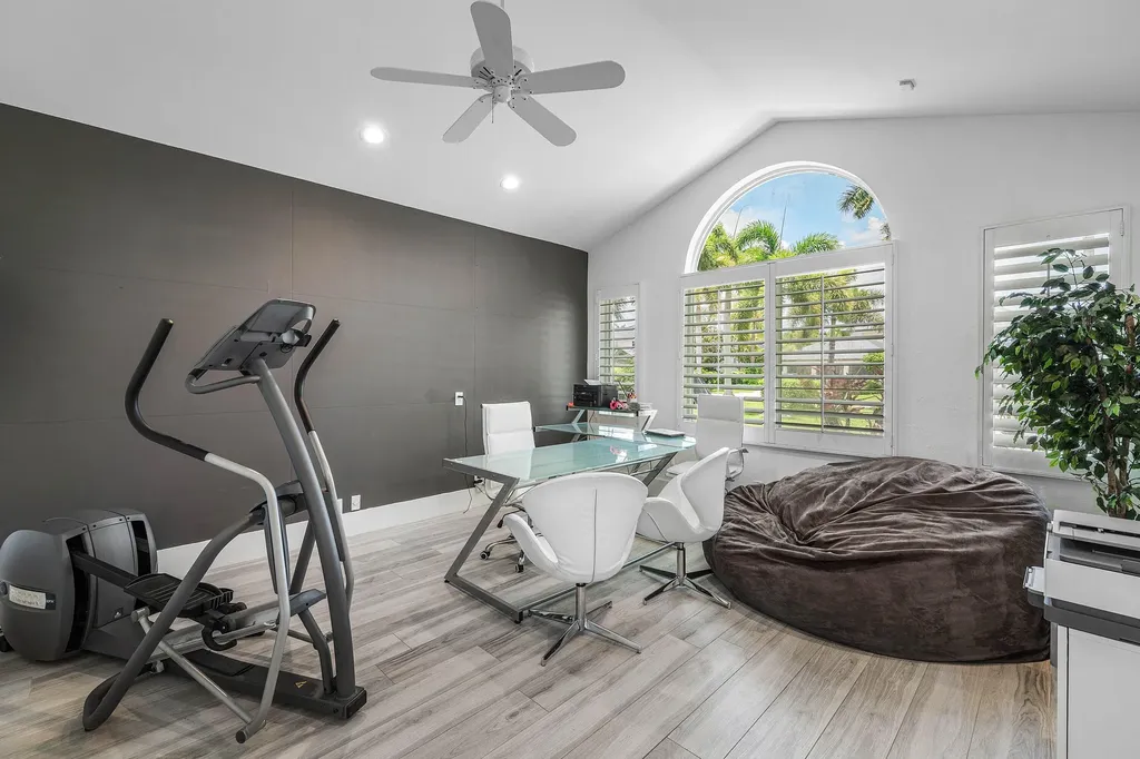 3828 NW 53rd Street Boca Raton FL 33496