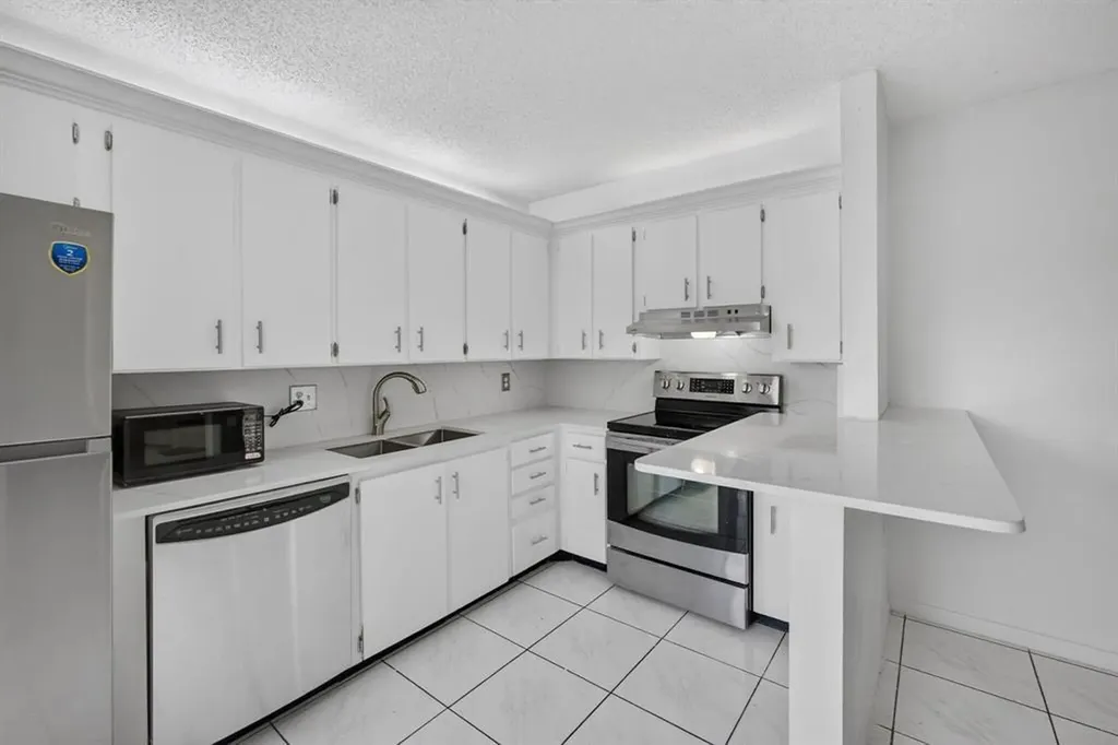 3310 Meridian Way S Palm Beach Gardens FL 33410