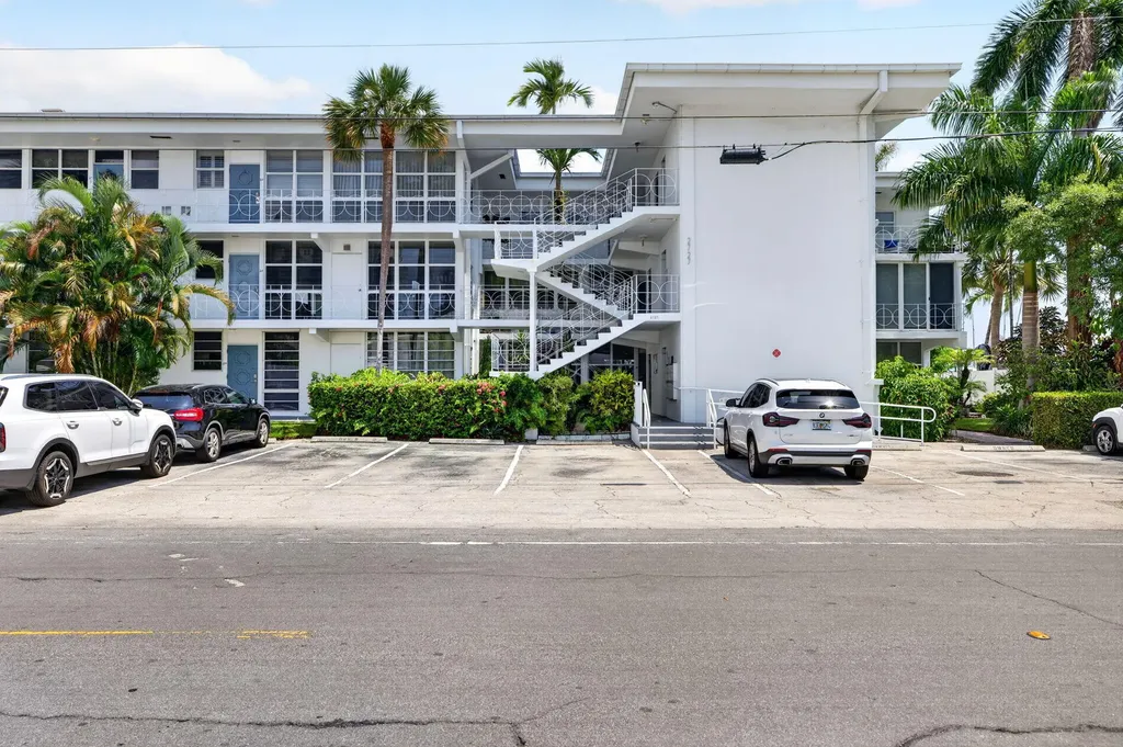 2727 Yacht Club Boulevard Fort Lauderdale FL 33304