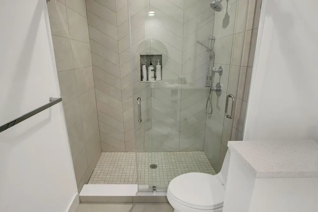 5463 NW 41st Terrace Boca Raton FL 33496