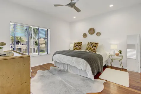 5463 NW 41st Terrace Boca Raton FL 33496