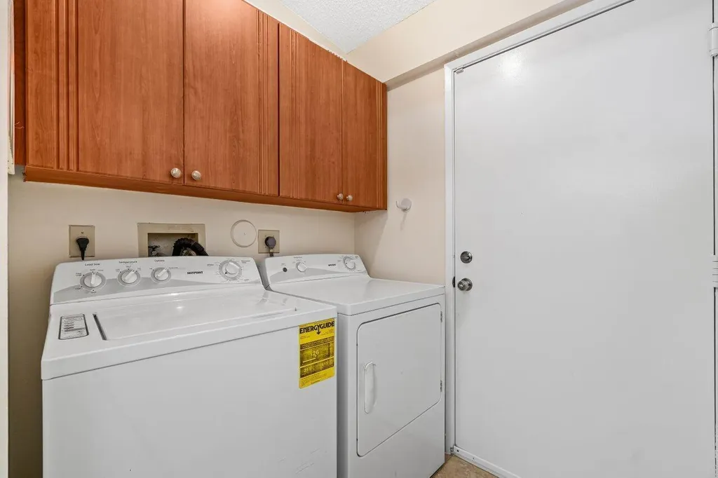 8286 Springlake Drive Boca Raton FL 33496