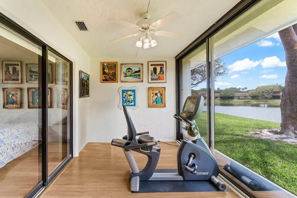 8286 Springlake Drive Boca Raton FL 33496