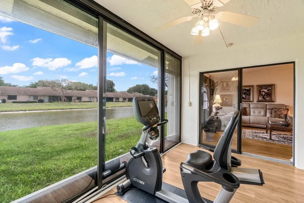 8286 Springlake Drive Boca Raton FL 33496