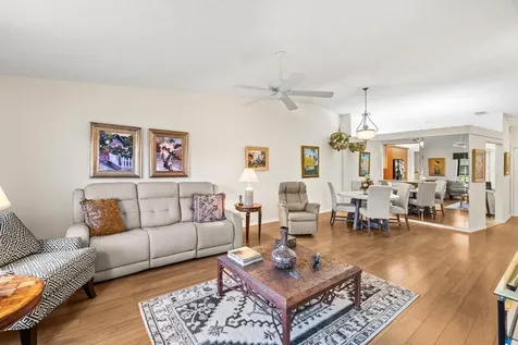 8286 Springlake Drive Boca Raton FL 33496