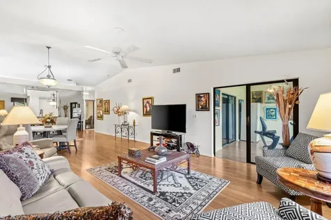 8286 Springlake Drive Boca Raton FL 33496
