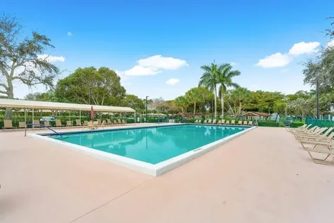 8286 Springlake Drive Boca Raton FL 33496