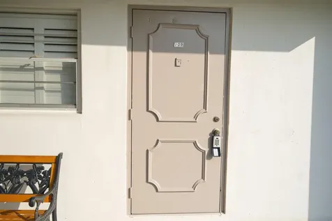 9311 Orange Grove Drive Davie FL 33324
