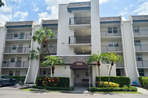 9311 Orange Grove Drive Davie FL 33324