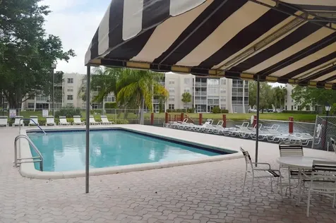 9311 Orange Grove Drive Davie FL 33324
