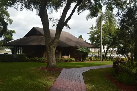 9311 Orange Grove Drive Davie FL 33324