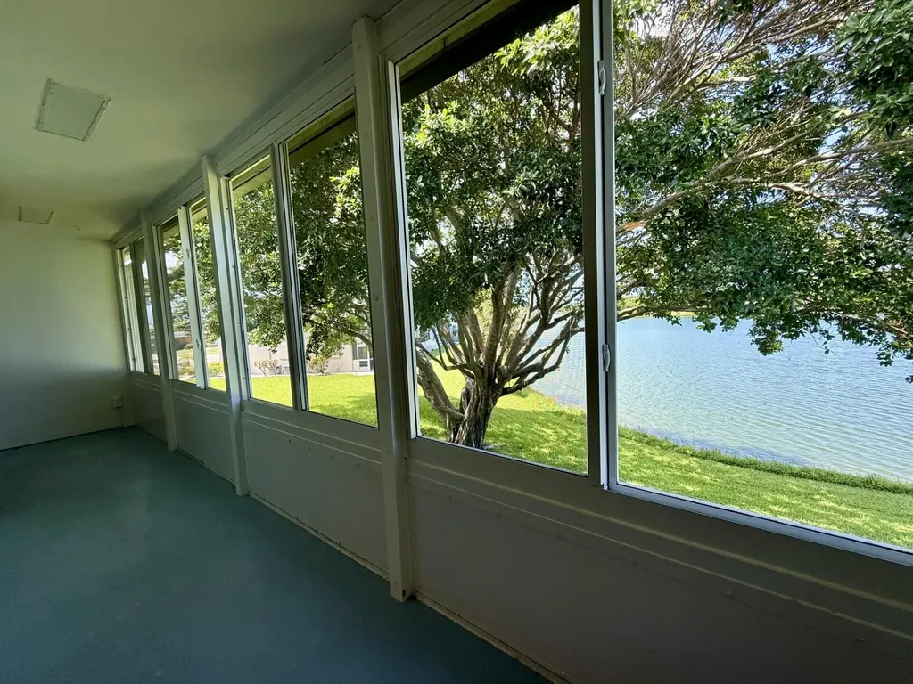 22 Somerset A West Palm Beach FL 33417