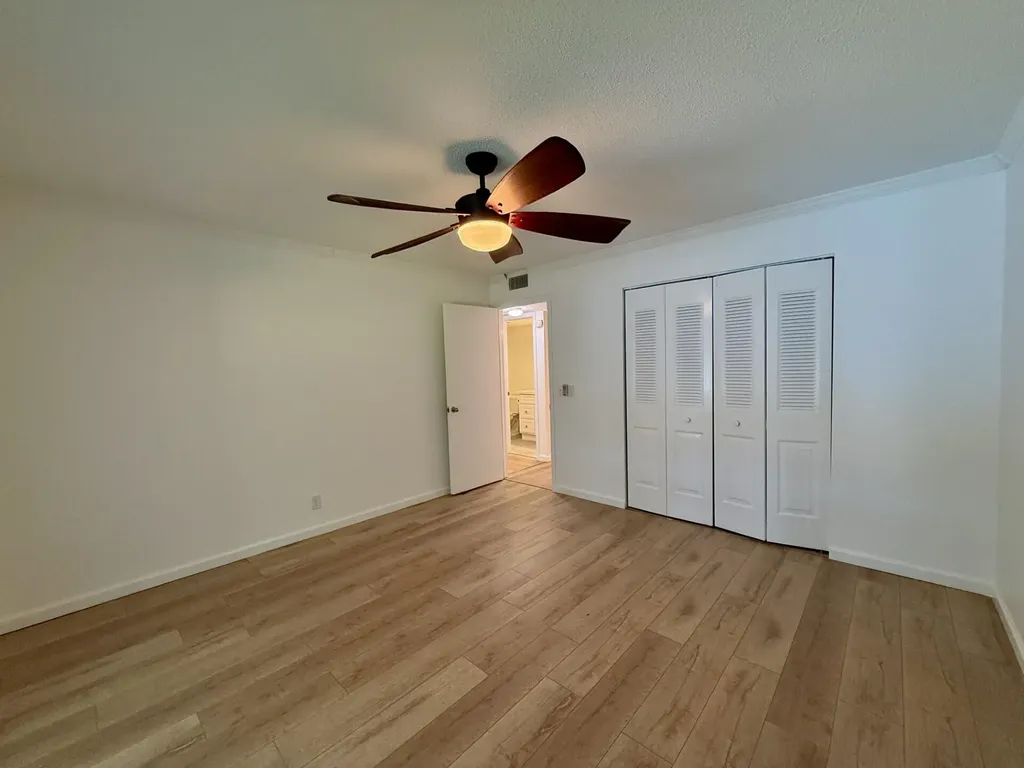 22 Somerset A West Palm Beach FL 33417