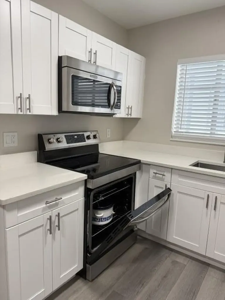 112 Lake Avenue Lake Worth Beach FL 33460