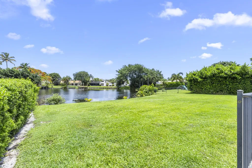12715 Kingsway Road Wellington FL 33414