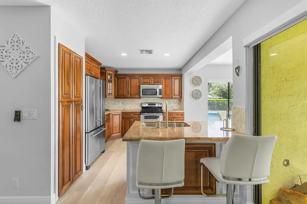 12715 Kingsway Road Wellington FL 33414