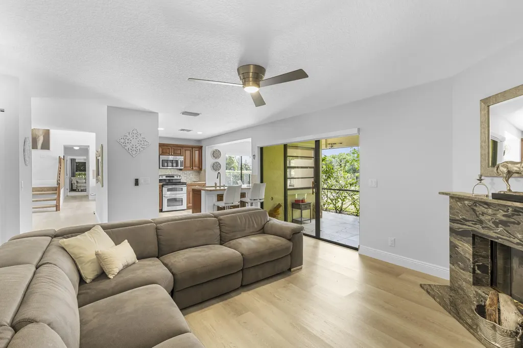 12715 Kingsway Road Wellington FL 33414
