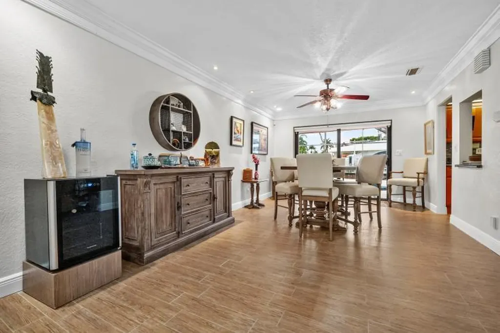 2409 SW 27th Avenue Fort Lauderdale FL 33312