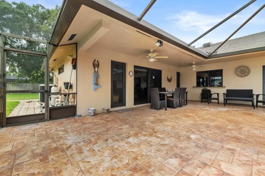 2409 SW 27th Avenue Fort Lauderdale FL 33312