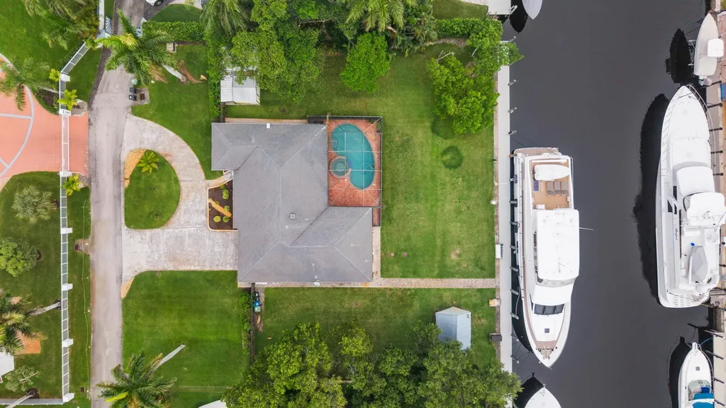 2409 SW 27th Avenue Fort Lauderdale FL 33312