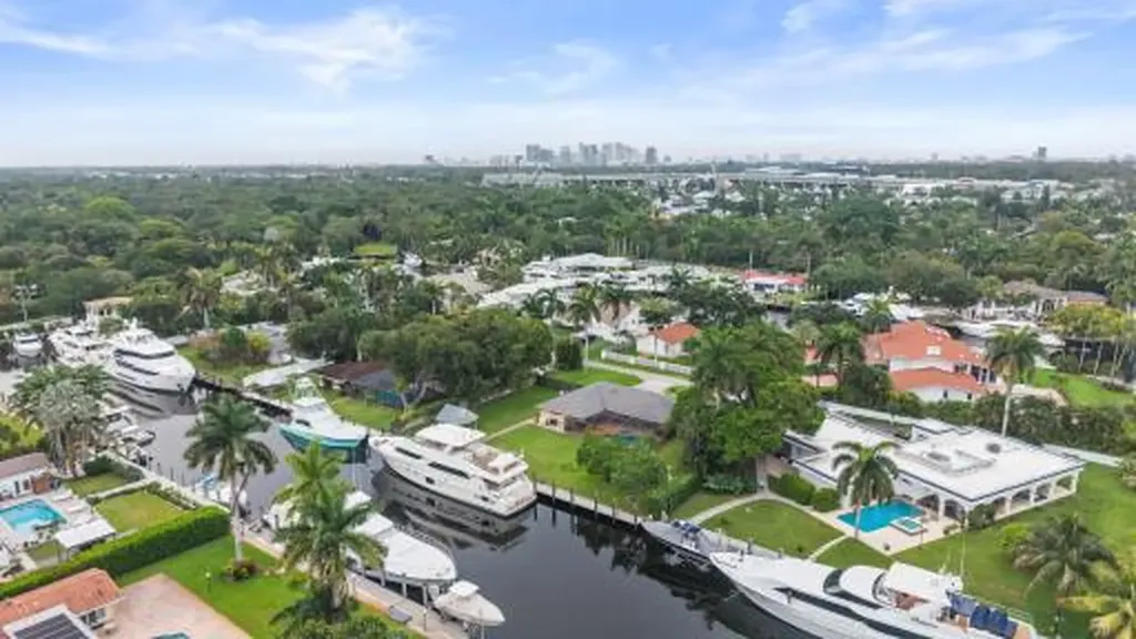 2409 SW 27th Avenue Fort Lauderdale FL 33312