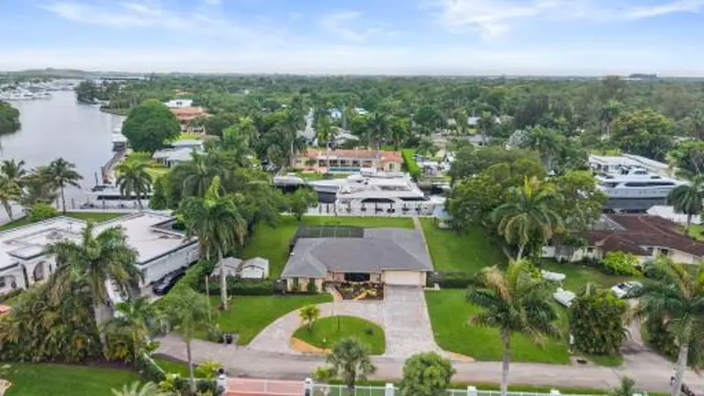 2409 SW 27th Avenue Fort Lauderdale FL 33312