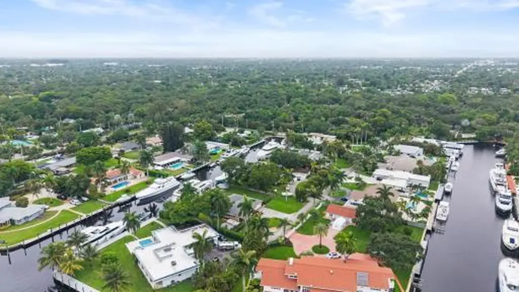 2409 SW 27th Avenue Fort Lauderdale FL 33312
