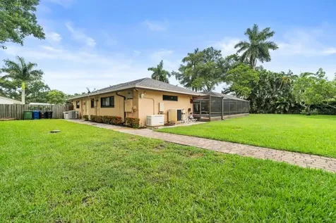 2409 SW 27th Avenue Fort Lauderdale FL 33312