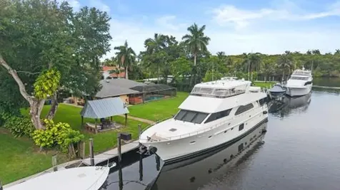 2409 SW 27th Avenue Fort Lauderdale FL 33312