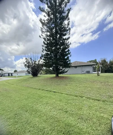 2397 SW Lejune Street Port St Lucie FL 34953