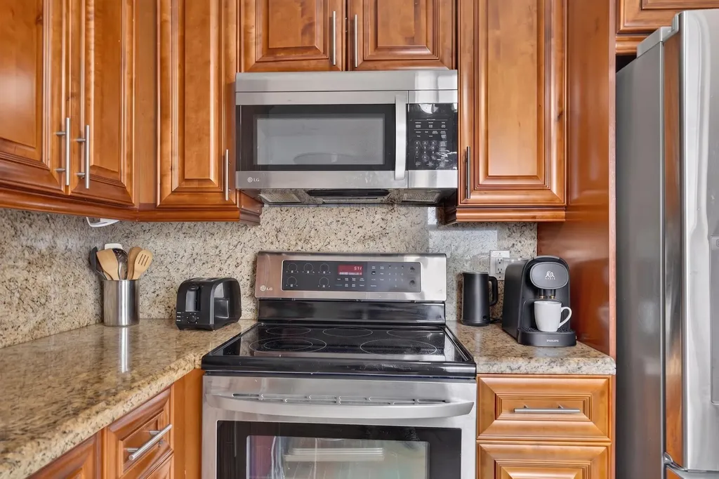 942 Normandy T Trail Delray Beach FL 33484