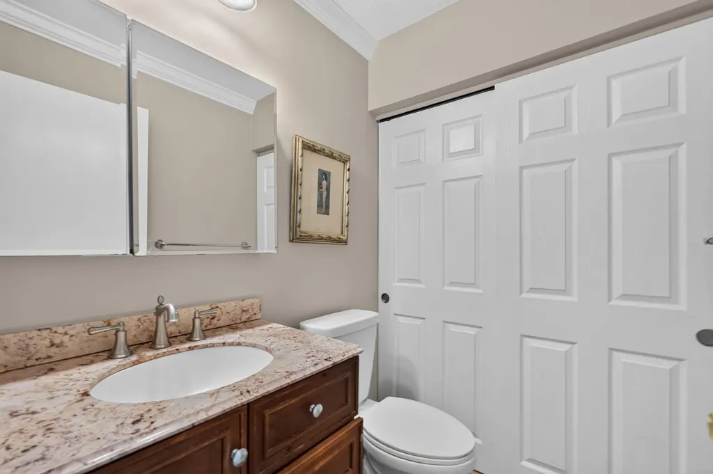 942 Normandy T Trail Delray Beach FL 33484