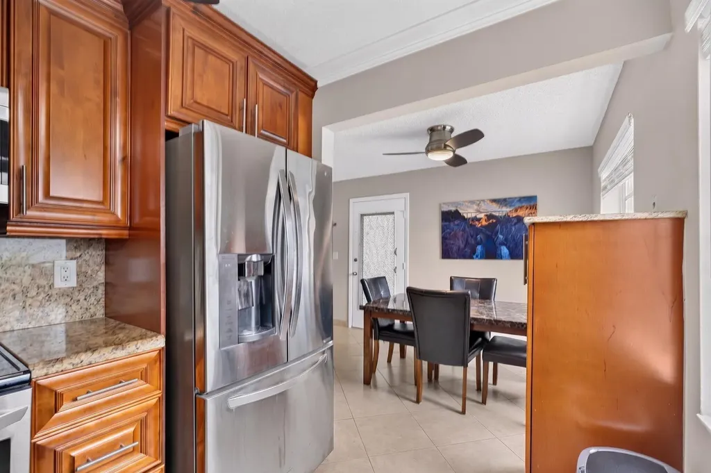 942 Normandy T Trail Delray Beach FL 33484