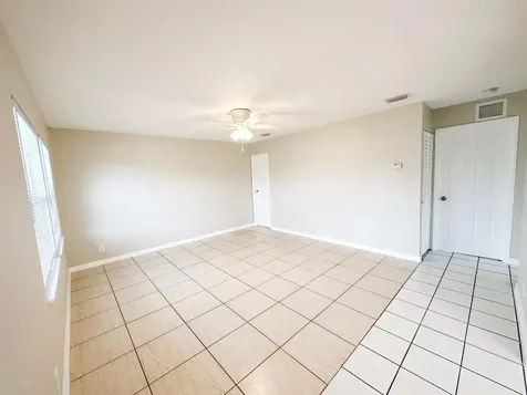 2717 Richard Road West Palm Beach FL 33403