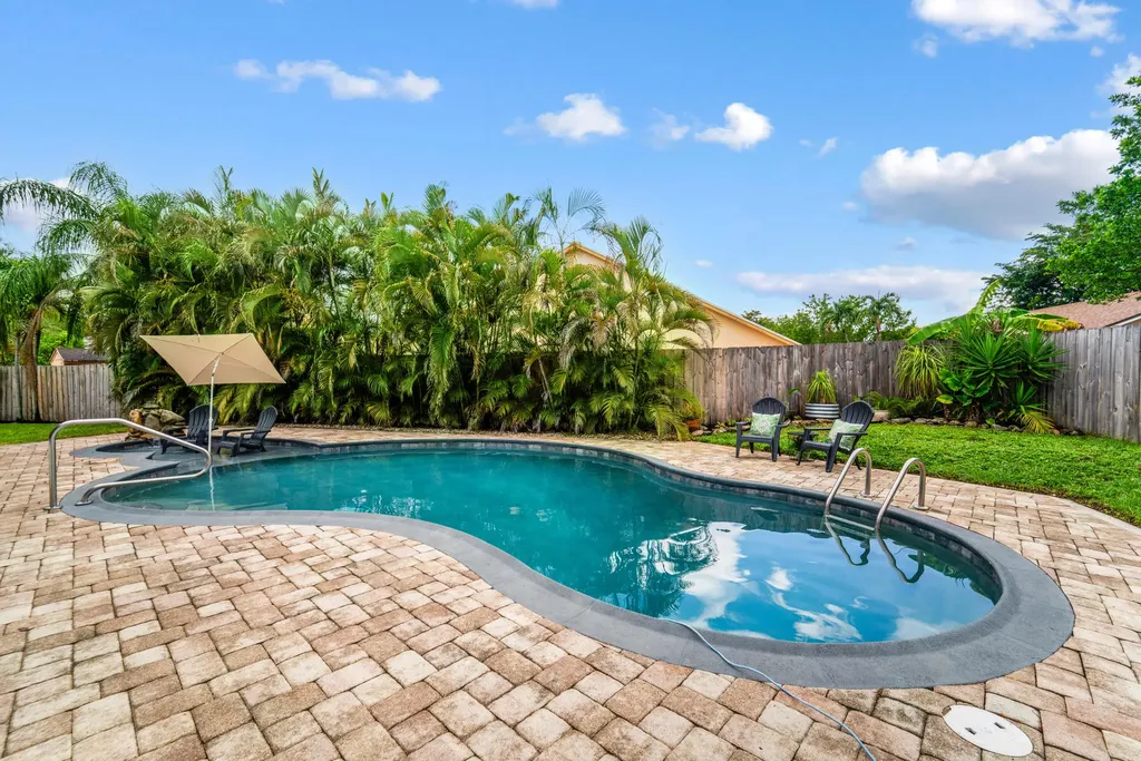 5731 NW 54th Way Tamarac FL 33319
