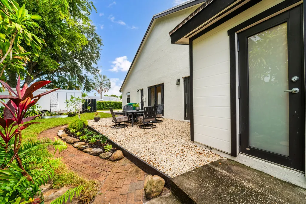 5731 NW 54th Way Tamarac FL 33319